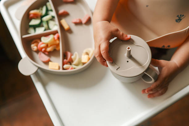 When Should Babies Start Using Sippy Cups?