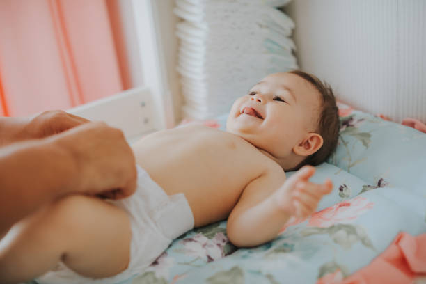 How to Know if a Diaper Fits Too Tight or Too Loose?