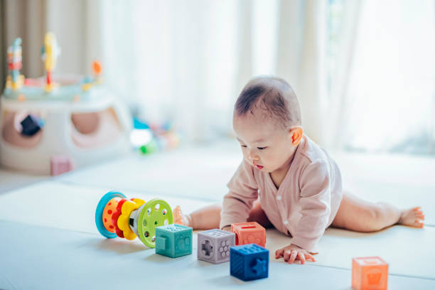 What Toys Are Safe for Newborn Babies?