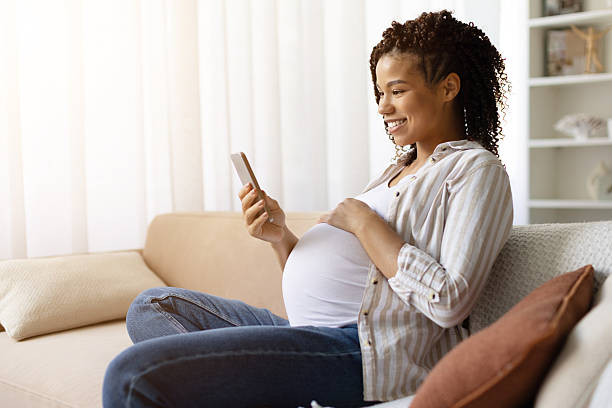 Why Are Maternity Jeans a Must-Have for Expecting Mothers?