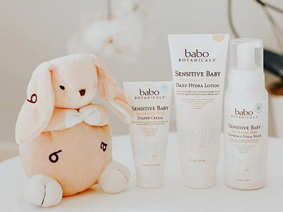 Babo Botanicals Sensitive Baby Fragrance-Free Newborn Foam Wash - Gentle formula - Oat, Shea & Cocoa Butter - EWG Verified - Vegan - From birth on