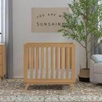 Davinci Otto 3-in-1 Mini Baby Crib with 4 Inch Mattress Included - GREENGUARD Gold Certified - Baby Crib Convertible to Toddler Bed & Daybed - 4 Adjustable Heights - Easy to Assemble - Honey