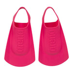 Arena Unisex Kids Junior Swim Fins Beginners Lap Swimming Training Open Heel Hydrodynamic Slits Youth Short Flippers for Children, Pink, Size 3-3.5 US