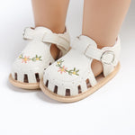 WaiHeikki Baby Girls Summer Sandals PU Leather Non-slip Embroidery Flower Cute Flats Toddler Shoes for Casual Daily (White, 6-12 Months)