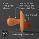 Tommee Tippee Stay Put Pacifier Set, Contains 2 Ultra-Light StayPut Glow in The Dark Pacifiers and 2 Ultra-Light StayPut Pacifiers, 6-18 Months, Colors May Vary, One-Piece Silicone Design, Pack of 4