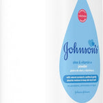 Johnson's Naturally Derived Cornstarch Baby Powder, Aloe & Vitamin E for Delicate Skin, Hypoallergenic, Free of Talc, Parabens, Phthalates & Dyes, Silky for Gentle Baby Skin Care, 9 oz