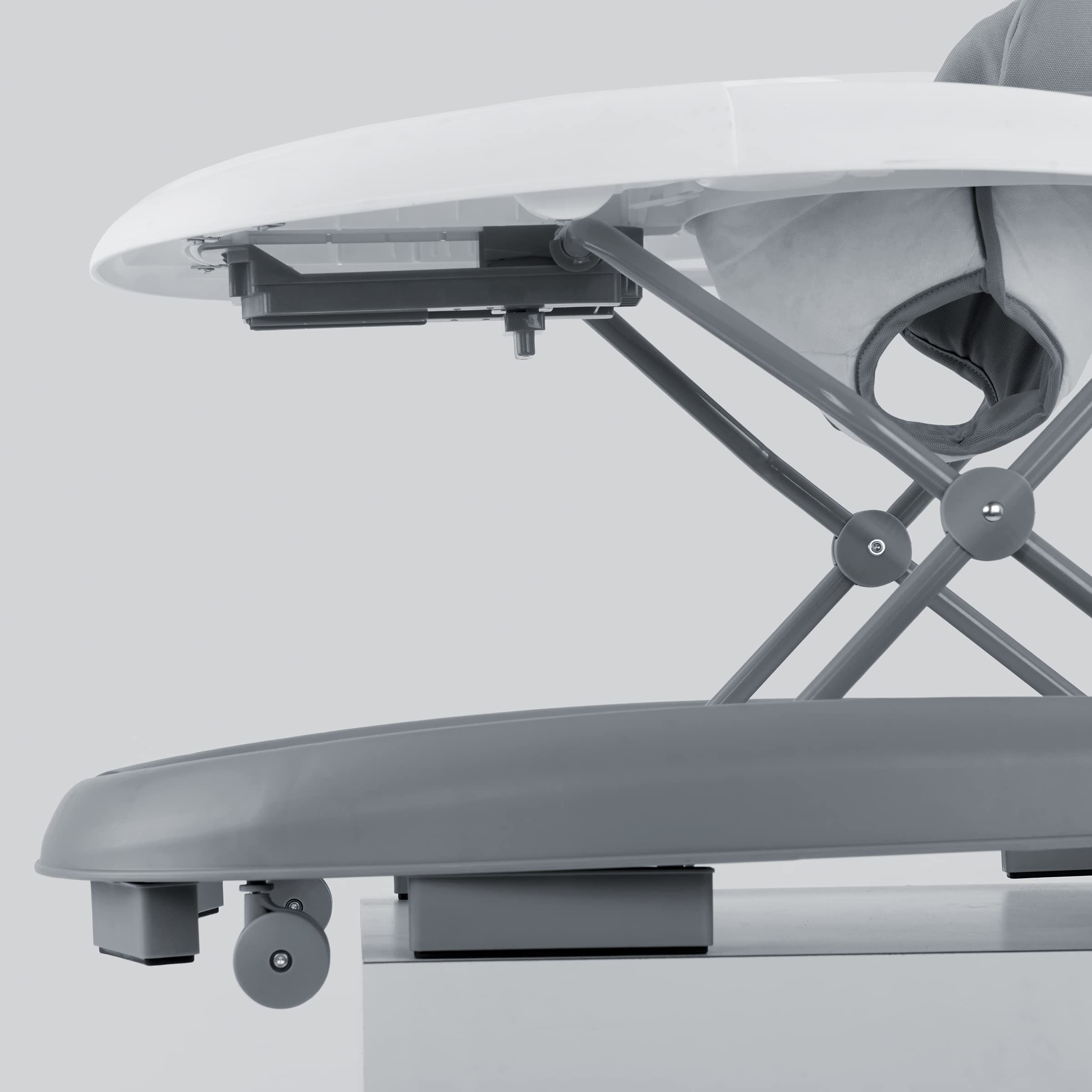 Chicco Mod Walker Foldable Infant Walker, 3 Height Adjustments, BPA-Free Tray with 2 Cup Holders, Brake Pads, for Children up to 26 lbs., Space-Saving Compact Fold | Grey/Grey