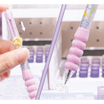 MOZXIRZ 5 Pcs Gel Ink Pens Retractable Pens Cute Flower Pen 0.5mm Black Ink Writing Pen Office School Supplies Aesthetic Pens for Women Girls (Purple)