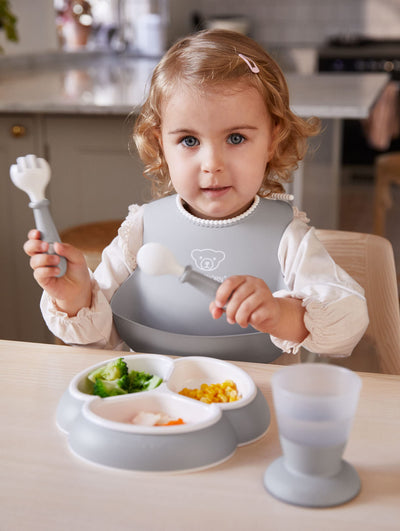 BabyBjörn Baby Spoon and Baby Fork, 4 pcs, Gray | Baby Utinsels | Toddler Utinsels | Toddler Fork and Spoon Set | Baby Silverware | Toddler Silverware
