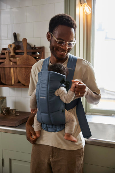 BabyBjörn Baby Carrier Mini, Vintage Indigo, Woven | Newborn Carrier (7-25 lbs), Ergonomic, Easy-to-Use