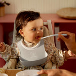 BabyBjörn Baby Feeding Set, 3 pcs, Gray Includes Baby Plate, Baby Fork, Baby Spoon, and Baby Cup Dishwasher Safe Toddler Feeding Set for self-Feeding or Baby-led weaning