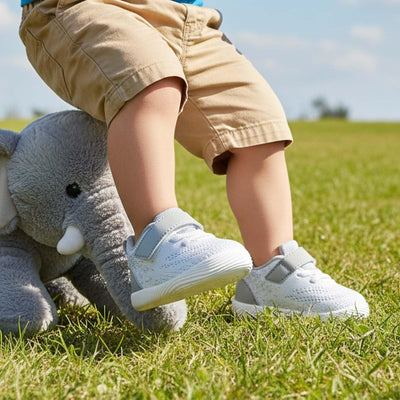 MORENDL Toddler Sneakers Baby Boys & Girls Barefoot Shoes Lightweight Breathable Walking Running Tennis Athletic Sport Shoes White Gray 12-15 Months Size 5