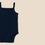 Amazon Essentials Baby Girls' Sleeveless Bodysuits, Pack of 3