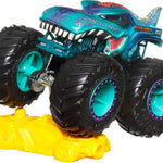 Hot Wheels Monster Trucks Set, 1 Toy Truck in 1:64 Scale & 1 Crushable Car, Vehicle Play for Kids & Collectors (Styles May Vary)