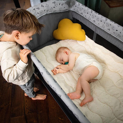 Hauck Sleep N Play Center Portable Baby Travel Cot with Bassinet, Changing Table & Playpen, Foldable Crib for Infants & Toddlers, Stars Grey