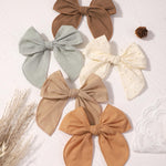 Doboi 8PCS Baby Girls Hair Clips Fable Hair Bows Cotton Linen Bows for Girls Hair Accessories for Baby Toddlers Kids （Includes Beige Cutout Hair Clip）