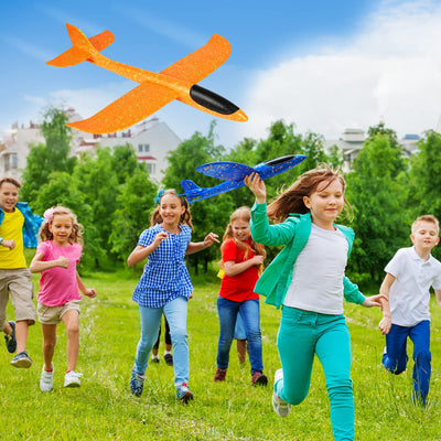 VCOSTORE 2 Pack Foam Airplanes for Kids, 17.5'' Large Throwing Foam Glider Planes Toys,Flying Styrofoam Kid Airplanes Toy for 3 4 5 6 7 8 9 10 11 12 Year Old Boys Girls with Outdoor Sports Play