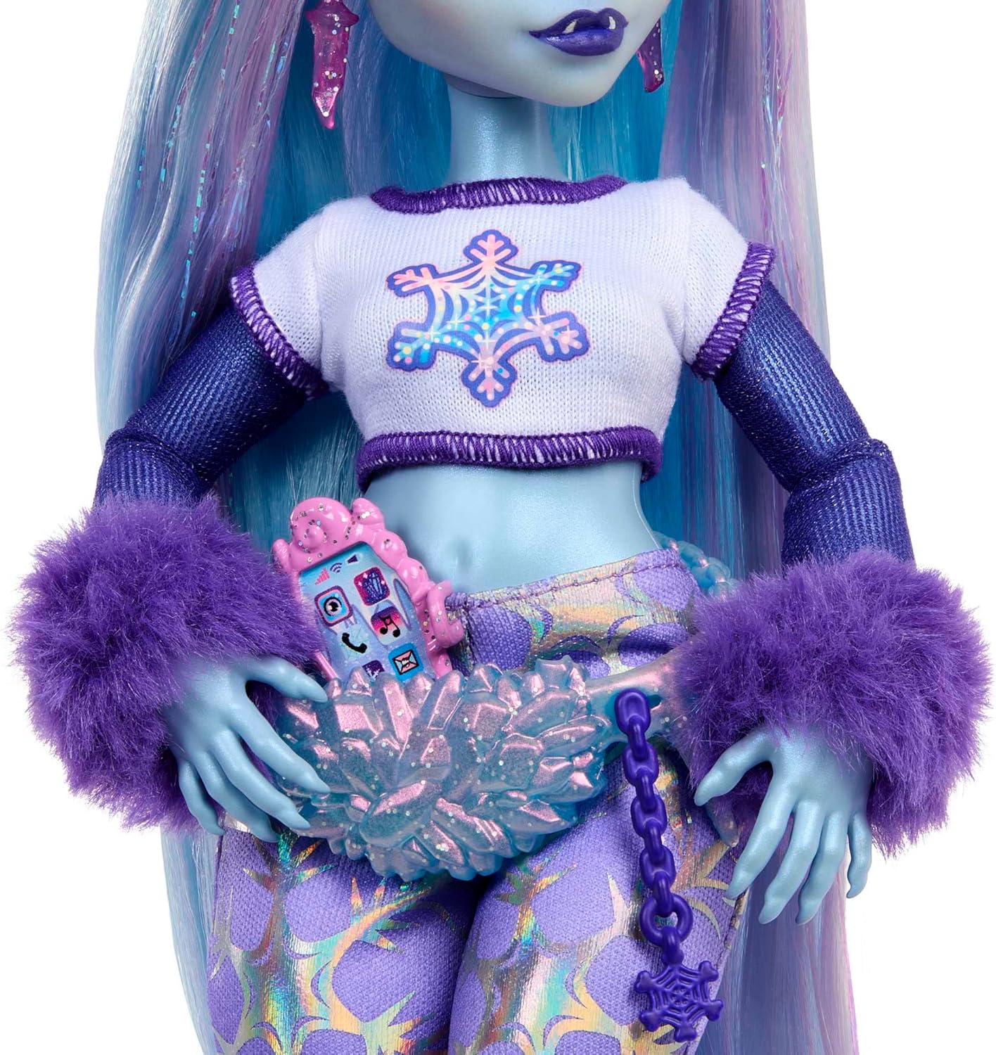 Monster High Doll, Abbey Bominable Yeti with Pet Mammoth Tundra & Accessories Including Furry Scarf & Snowflake Backpack