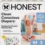 The Honest Company Clean Conscious Diapers for Delicate Skin | Up to 100% Leakproof | Hypoallergenic, Fragrance Free | Winter '25 Limited Edition Prints | Club Box, Size 5 (27+ lbs), 44 Count