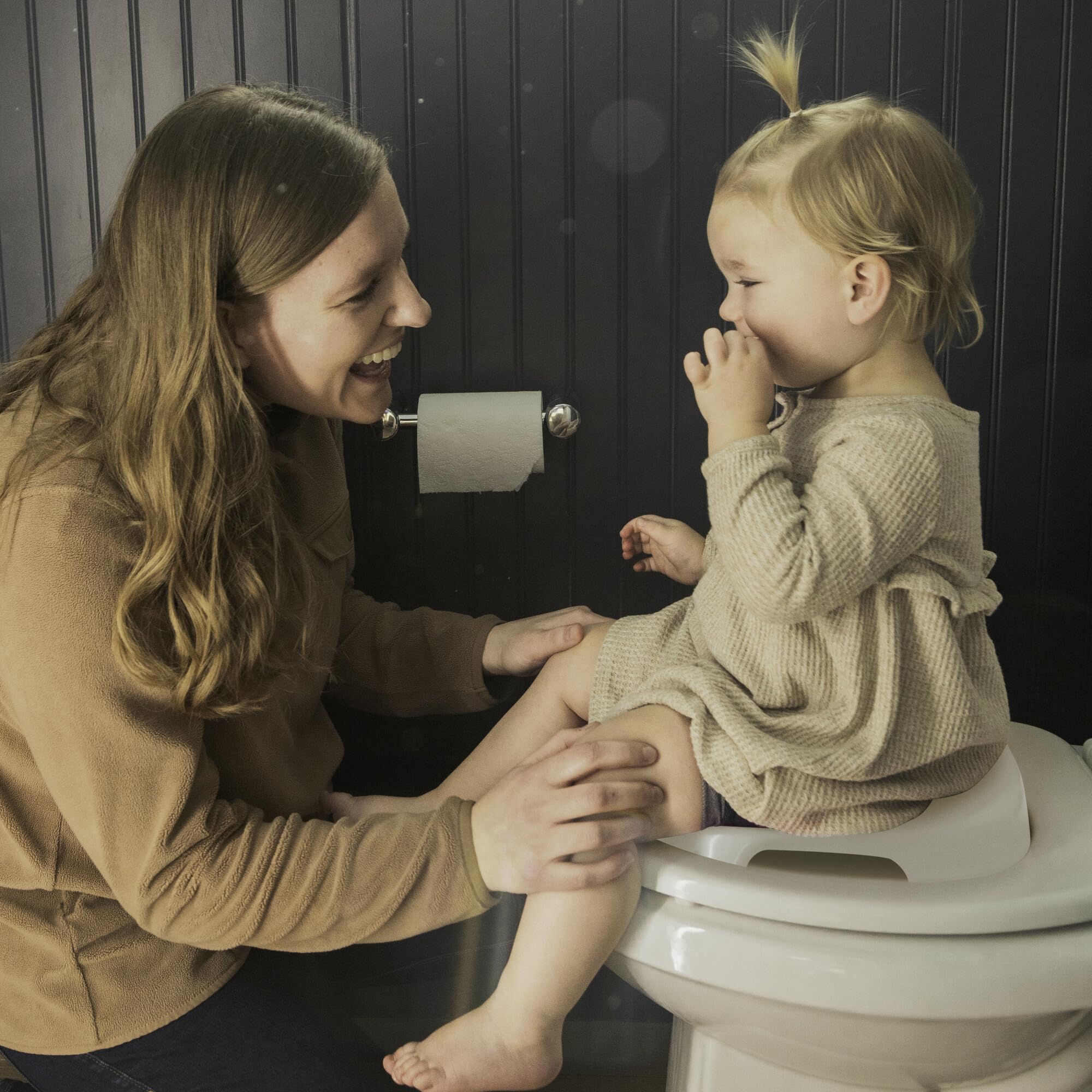 The First Years Disney Minnie Mouse Potty Training Toilet and Toddler Toilet Seat Attachment - 2-in-1 Toddler Potty Training Toilet with Removable Toilet Training Seat - Potty Training Must Haves