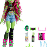 Monster High Venus McFlytrap Doll, Plant Monster with Pet Cat Chewlian & Accessories Like Backpack, Notebook, Snacks & More