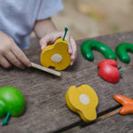 PlanToys® Wonky Fruit & Vegetables Wooden Playset Includes 5 Sliceable Fruits & Veggies | Pretend Cutting Food Toy with Wooden Knife | Montessori Toy for Toddlers