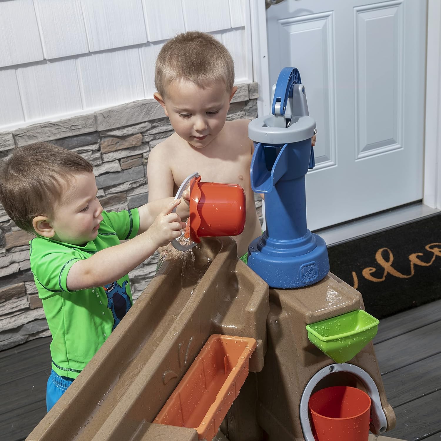 Step 2 Pump & Splash Discovery Pond Water Table, Kids Water Sensory Activity Pool, Summer Outdoor Toys, 10 Piece Toy Accessories, For Toddlers 2+ Years Old