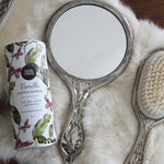 Vanilla Talc-Free Dusting Powder with Arrowroot, Oats, Zinc & Magnesium - Soothing Body Powder for Women, Chafing & Deodorizing, Baby Powder Alternative, Foot & Shoe Freshener