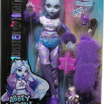 Monster High Doll, Abbey Bominable Yeti with Pet Mammoth Tundra & Accessories Including Furry Scarf & Snowflake Backpack